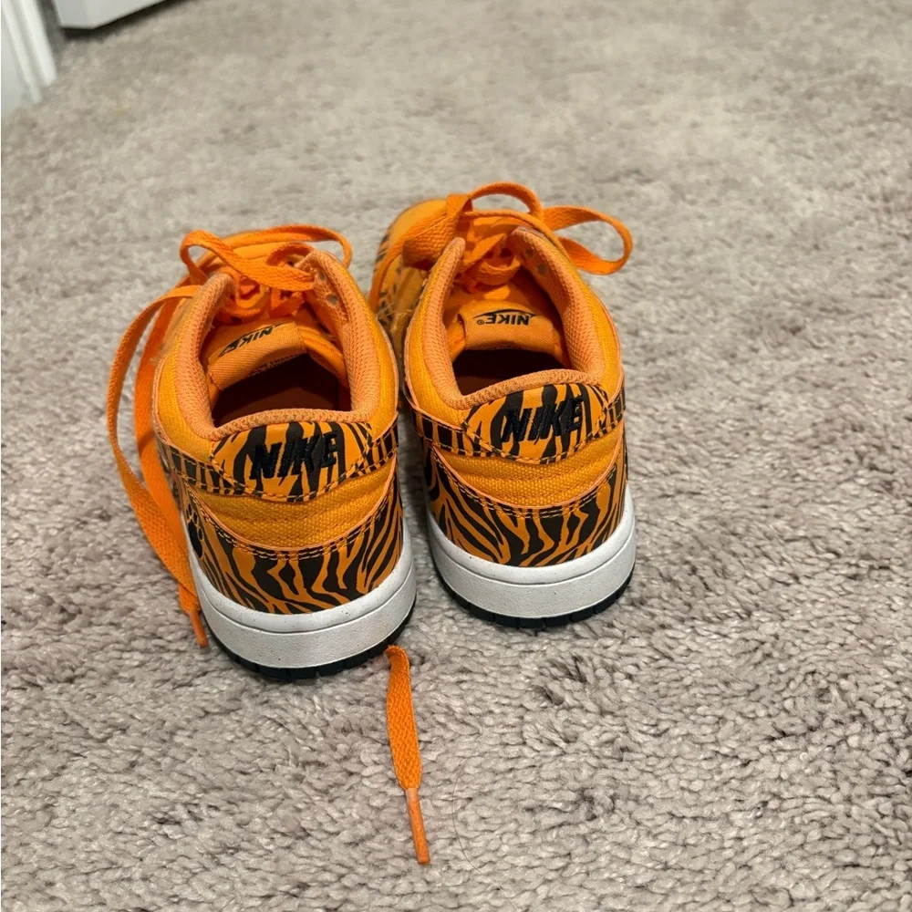 Nike Kids Orange Tiger-Print Low-Top Sneakers